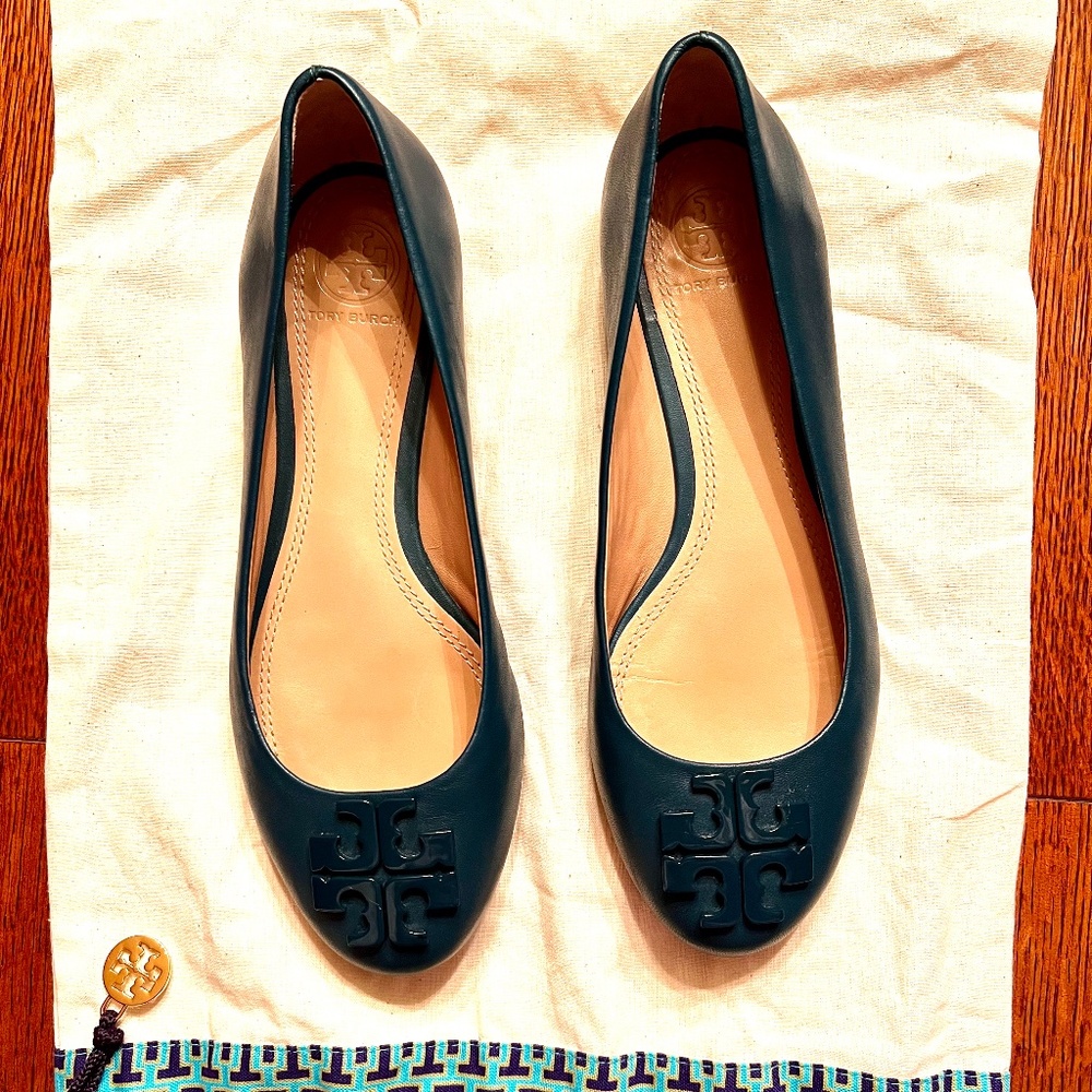 Tory Burch teal ballet flats, size 6